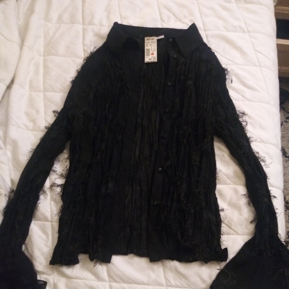 Long sleeve shirts